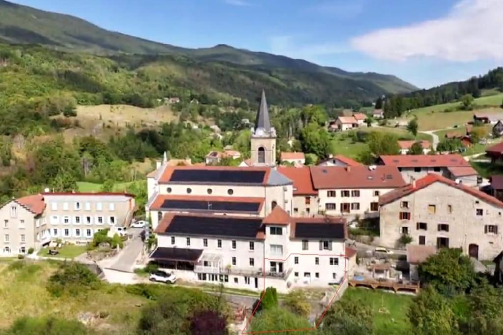 Magnifique Maison Renovee, 10Pers Rencurel Exteriér fotografie
